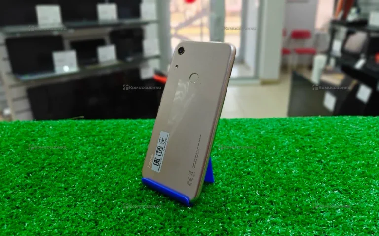 Honor 8A 2/32 ГБ