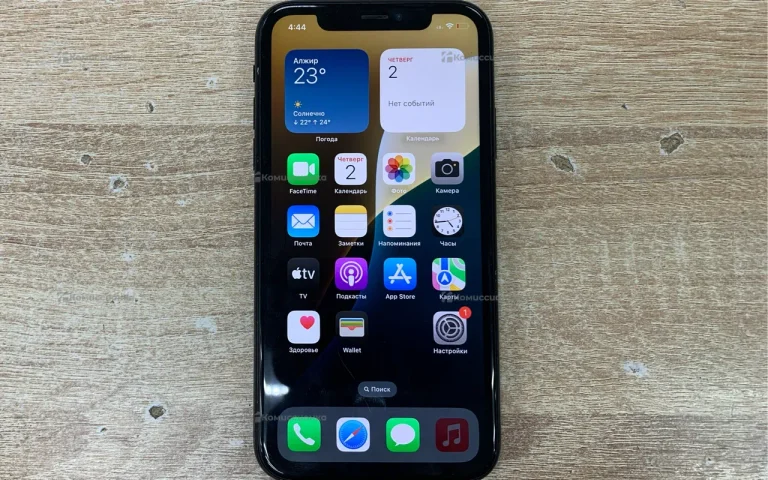 Apple iPhone XR 3/128 ГБ