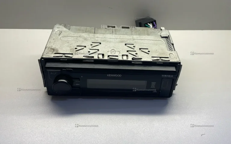 Автомагнитола Kenwood KMM-204
