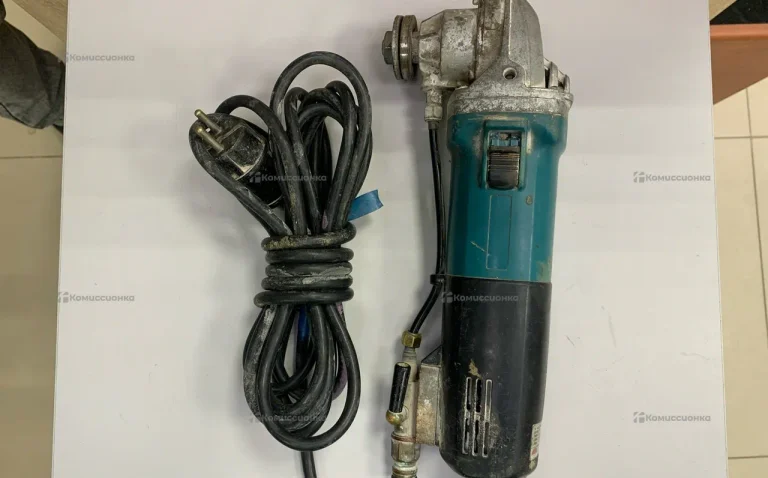 Полировальная машина makita PW5000CH