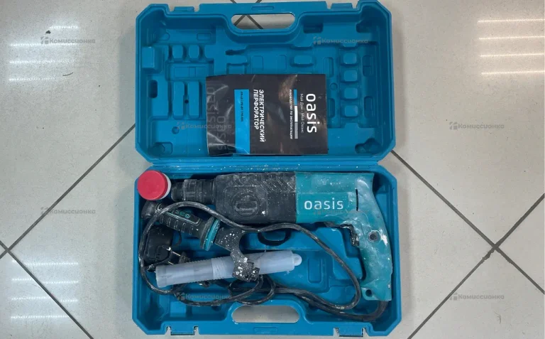 Перфоратор Oasis PR-80.