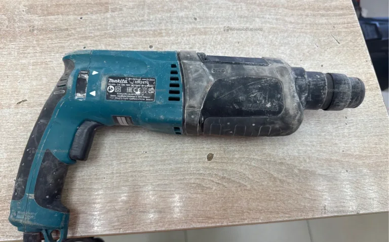 Перфоратор makita HR2470