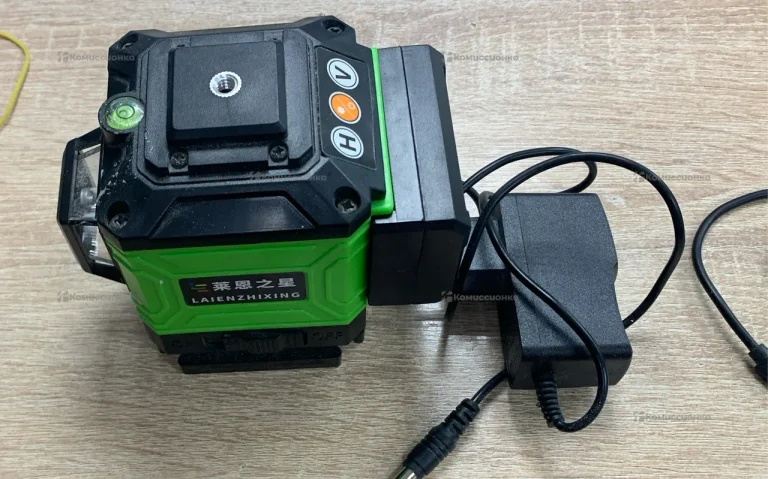 Лазерный уровень Laienzhixing 12 Line Green