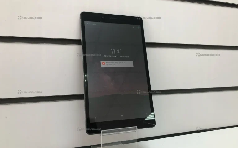 Планшет Philips TLE821L