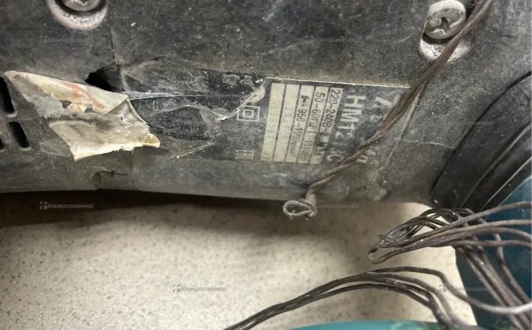 Отбойный молоток makita HM1213C