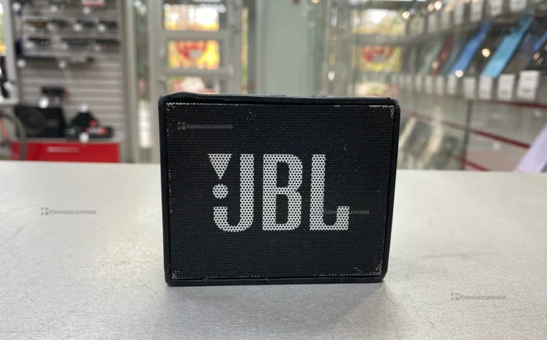 Колонка JBL GO