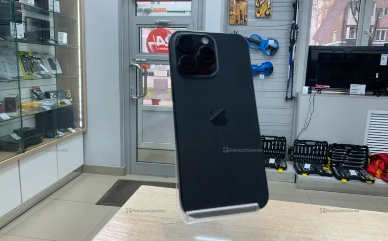 Apple iPhone 15 Pro Max 8/256 ГБ