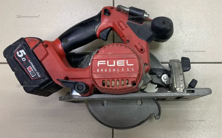 Аккумуляторная циркулярная пила Milwaukee M18 CCS5