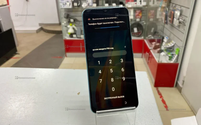 Tecno Spark 8C 3/64 ГБ