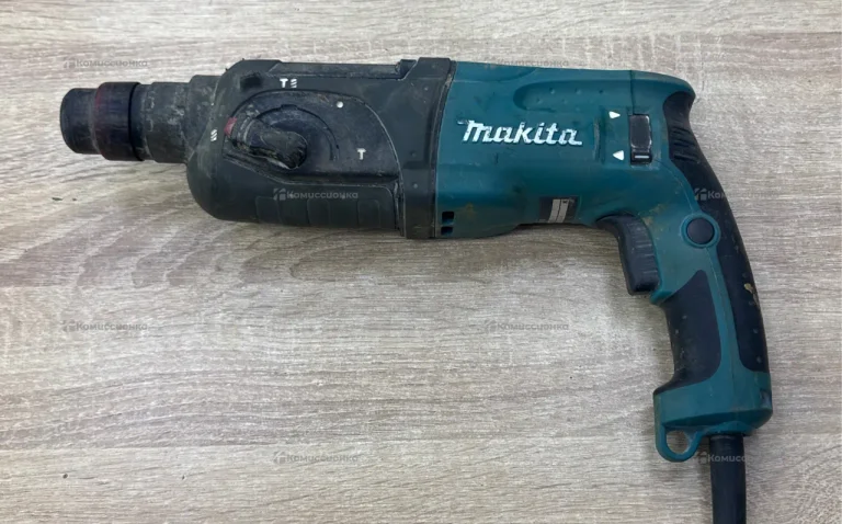 Перфоратор Makita HR2470 (2023 г.)