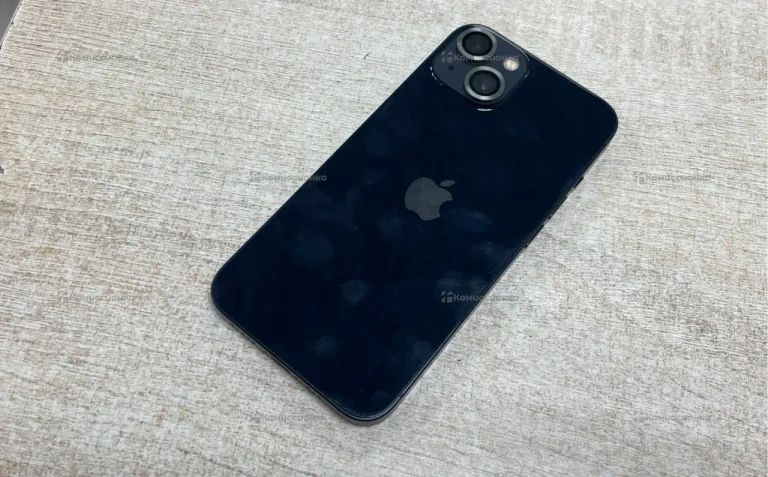 Apple iPhone 13 4/128 ГБ