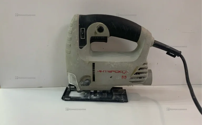 Электролобзик Интерскол МП-65/550Э