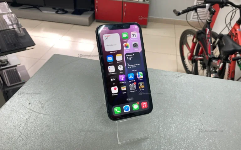 Apple IPhone 11 64Gb