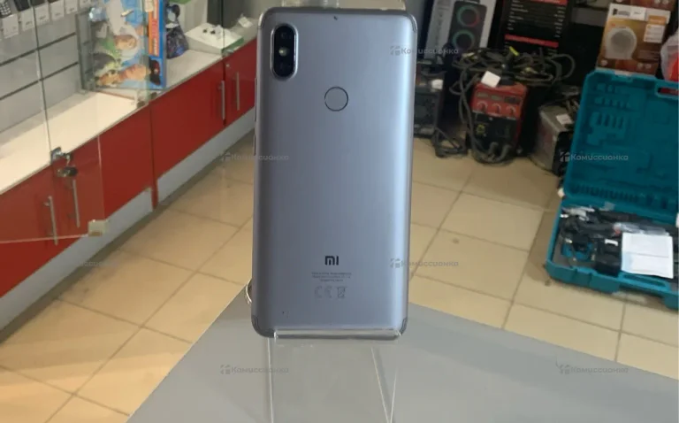 Xiaomi Redmi S2 (Redmi Y2) 4/64 ГБ