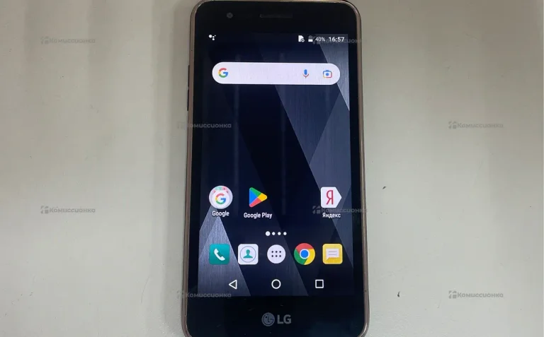 Телефон LG-X230