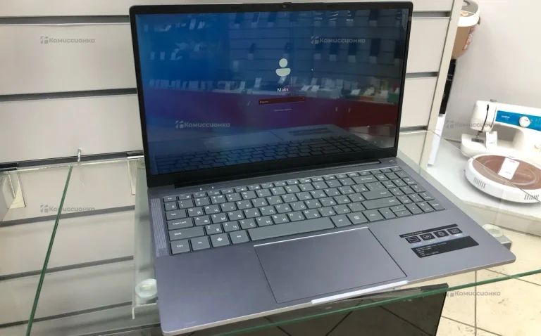 Ноутбук Dexp Aqulion c-15