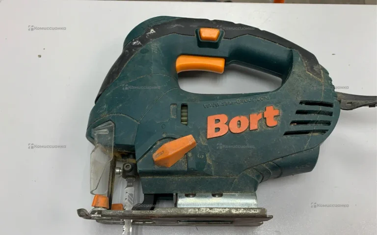 Электролобзик bort BPS-570U