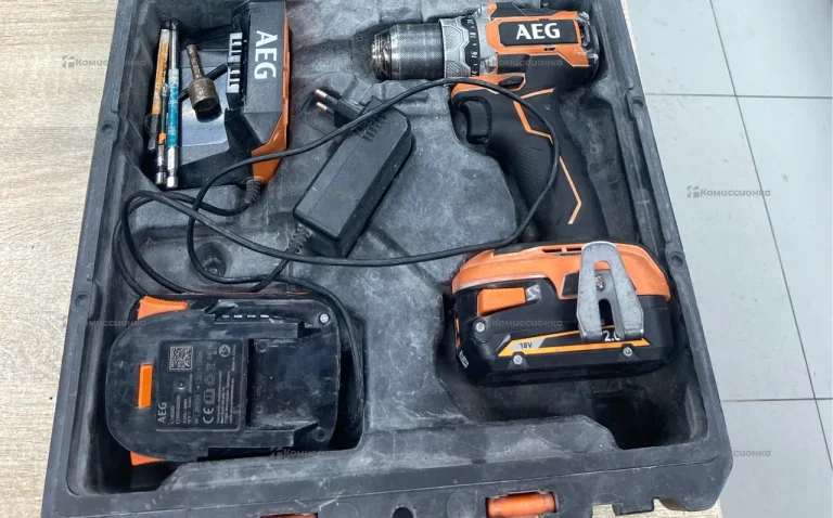 Аккумуляторная дрель-шуруповерт AEG BS18SBL