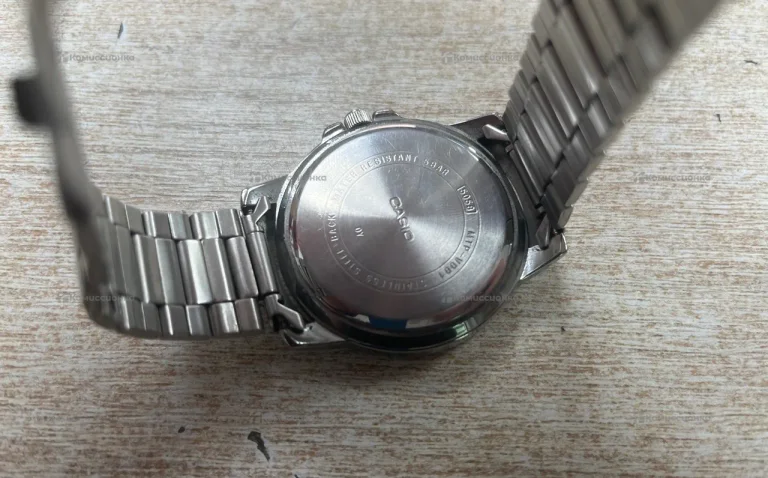 Часы Casio MTP-VD01