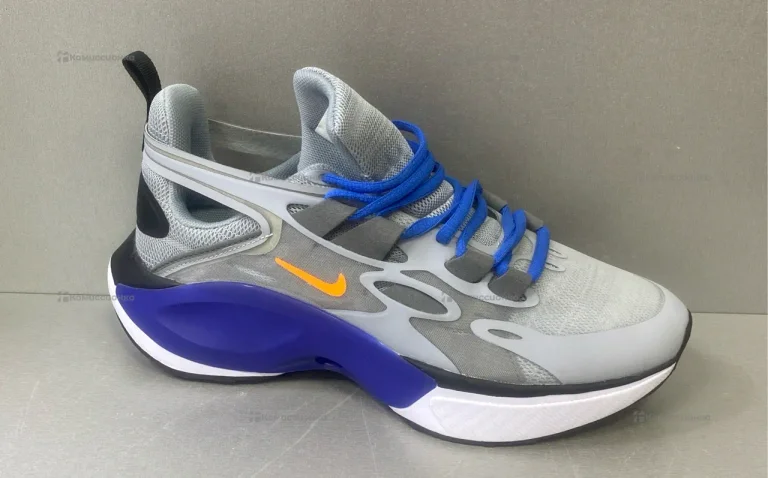 Кроссовки Nike 43p Signal
