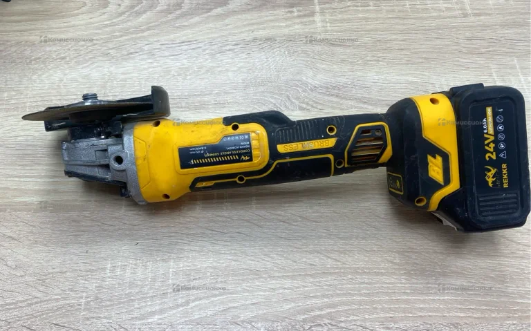 УШМ АКБ REKKR 800W