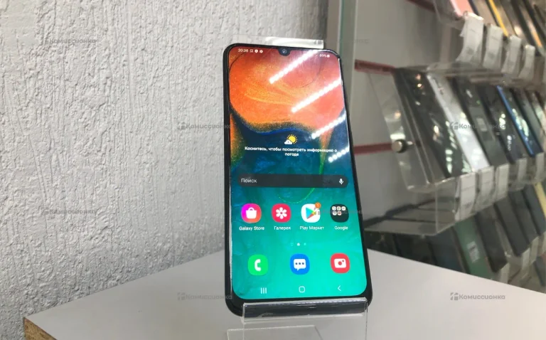 Samsung Galaxy A30 4/64 ГБ