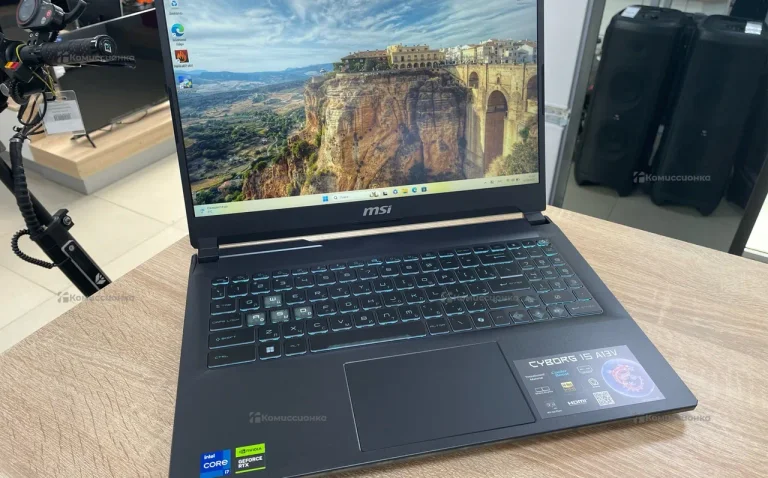 Ноутбук  MSI CYBORG 15 A13V