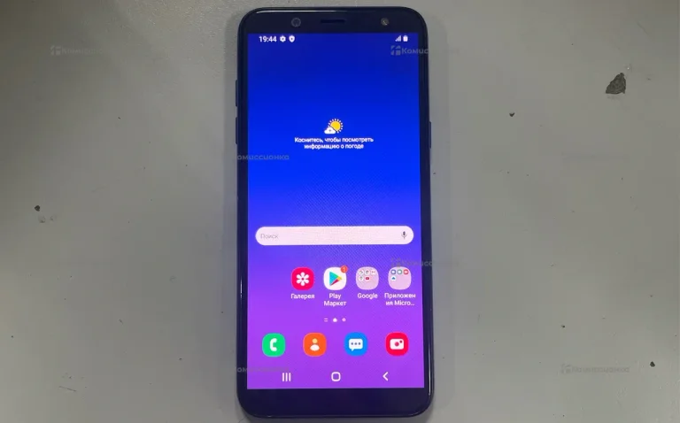 Samsung Galaxy A6 (2018) 3/32 ГБ