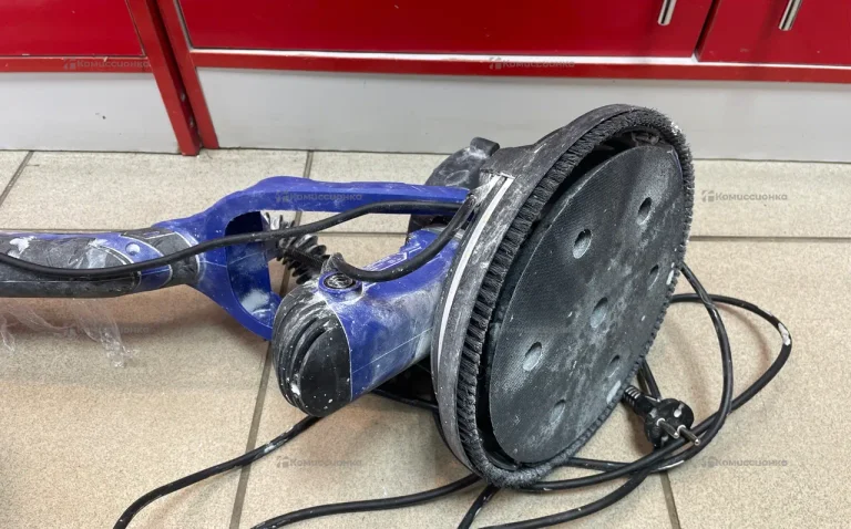 Жираф WallGrinder