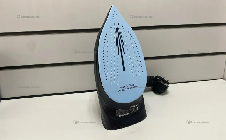 Утюг Hyundai H-S101557