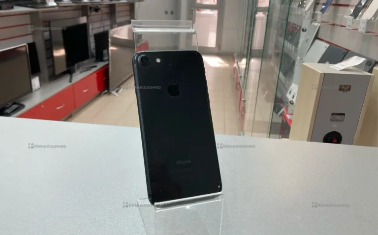 Apple iPhone 7 32 ГБ