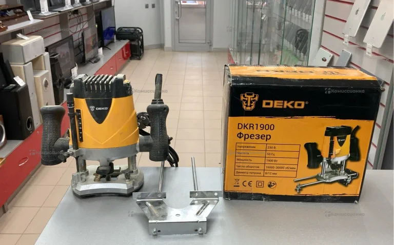 Фрезер DEKO DKR1900