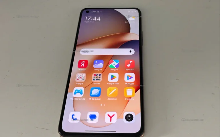 Xiaomi Mi 11 Lite 5G 8/256 ГБ