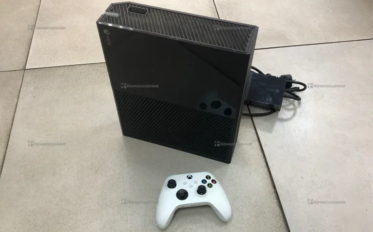 Приставка Xbox One 500Gb