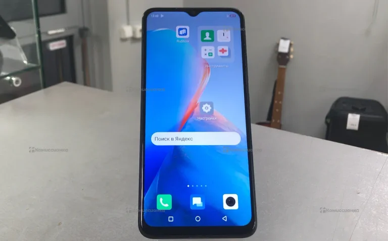 Infinix smart 7 2/64.