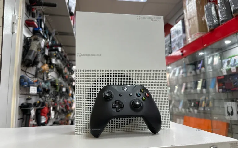 Приставка Xbox One 500Gb