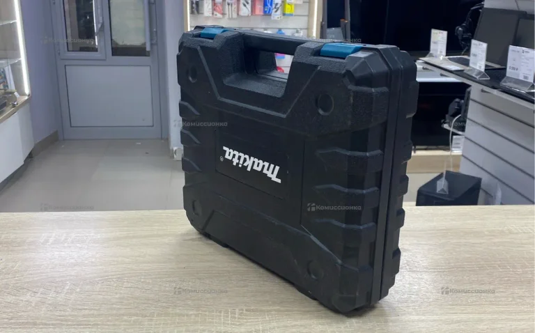 Гайковерт Makita