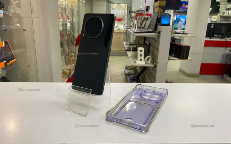 Tecno Camon 30 8/256 ГБ