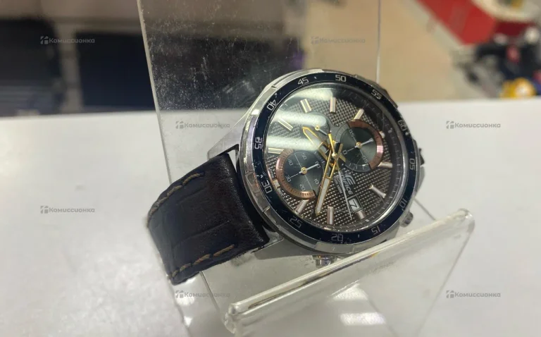 Часы  casio edifice EFR-531