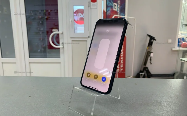 Apple iPhone 12 64GB