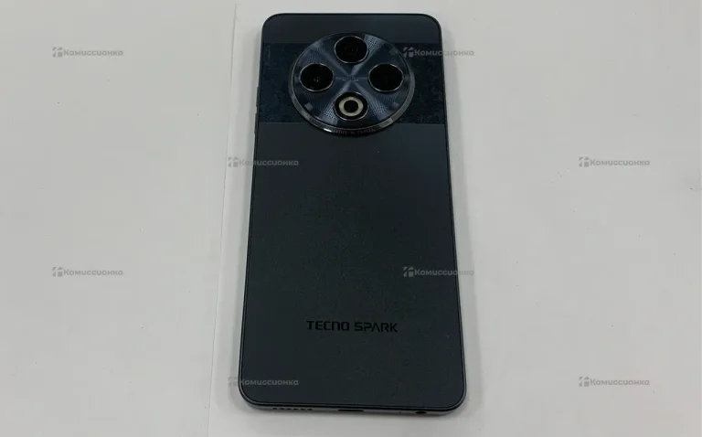 Tecno Spark 30 8/256 ГБ