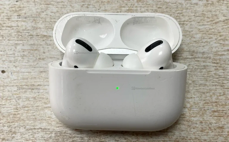 Наушники Apple AirPods Pro