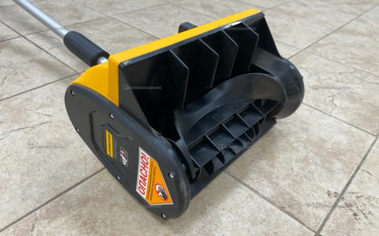 Снегоуборщик Deko ST21V