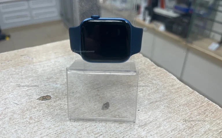 Часы Apple Watch Series 7 45 MM