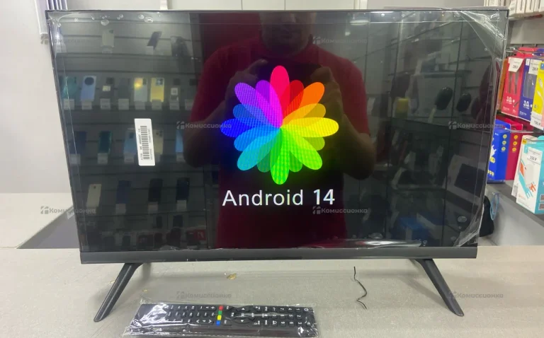 Телевизор Smart TV 24" QN900