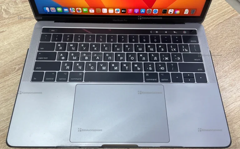 Ноутбук MacBook Pro(a1706)