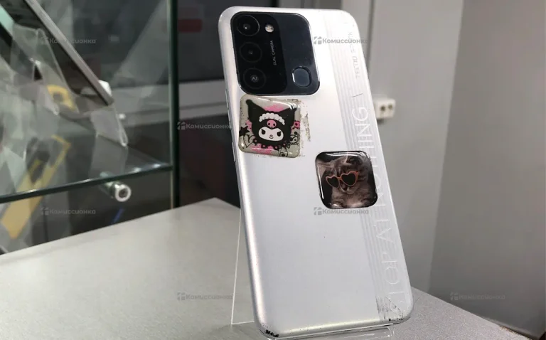 Tecno Spark 8C 4/64 ГБ