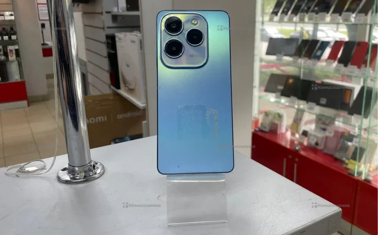Infinix HOT 40 8/128 ГБ