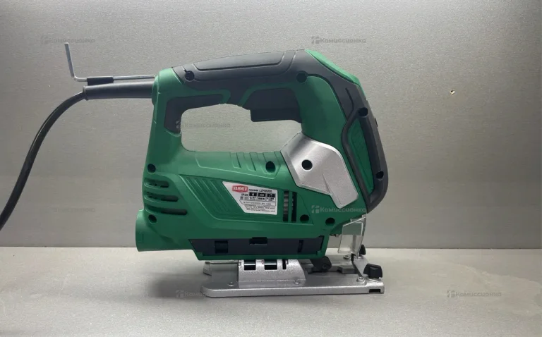 Электролобзик Hammer LZK930L