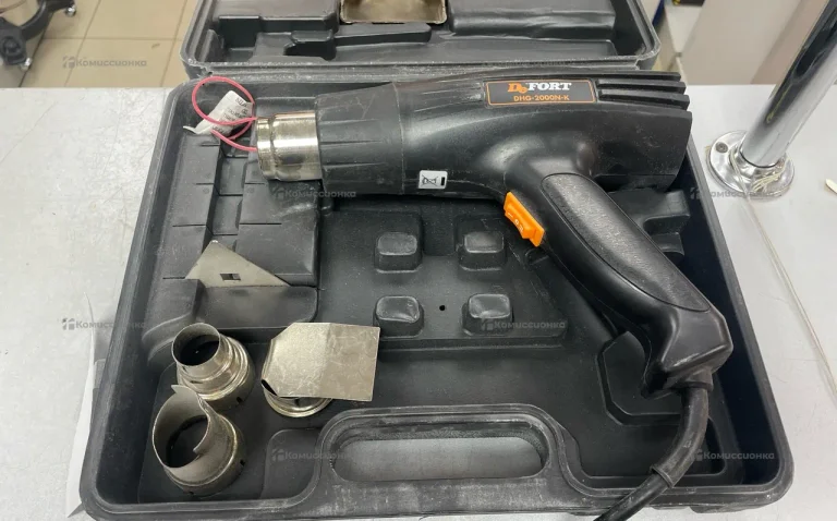 Строительный фен DeFort DHG-2000N-K Case